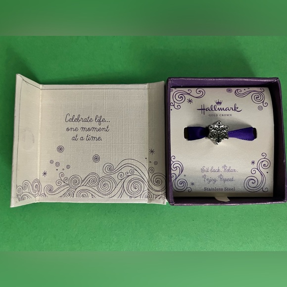 Hallmark Connection, stainless steel Snowflake. - Picture 1 of 4